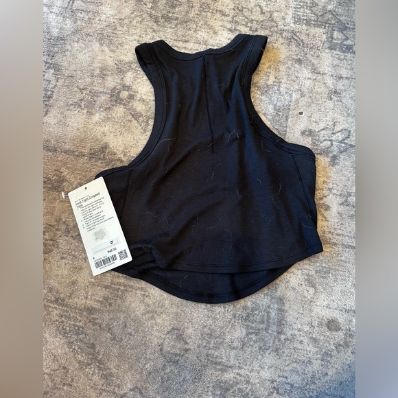 NWT lululemon tank - Picture 2 of 2
